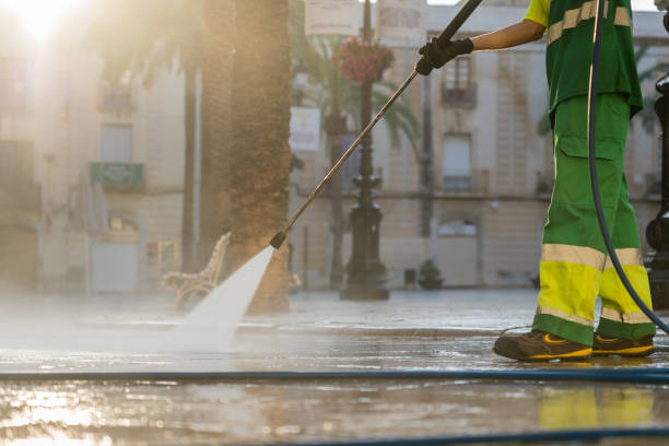 Best Pressure Washing Siding  in Wood River, NE